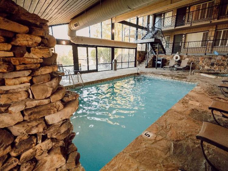 Tremont Lodge Resort