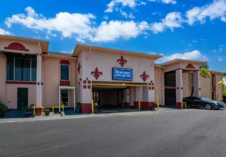 Rodeway Inn & Suites East