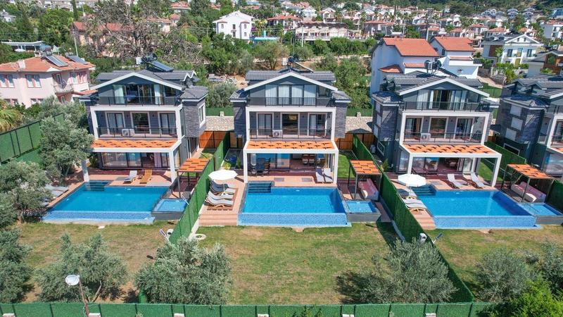 Luxury Life Villas