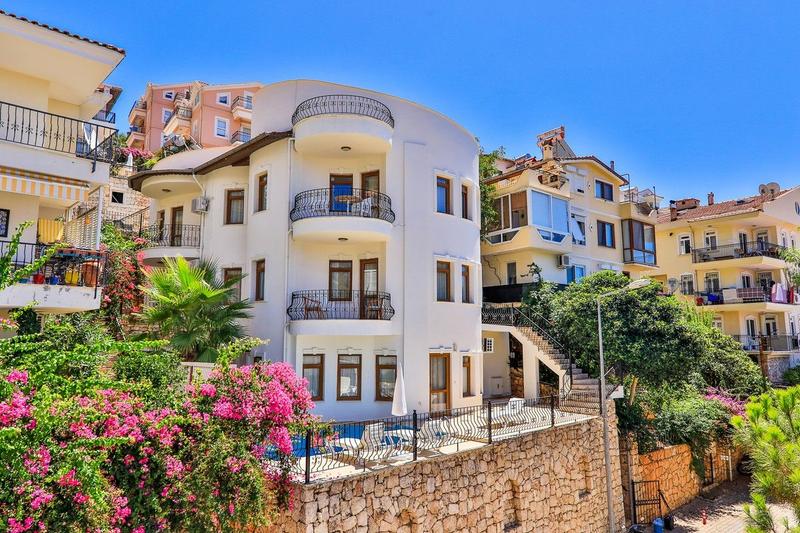 Ekici Suite's
