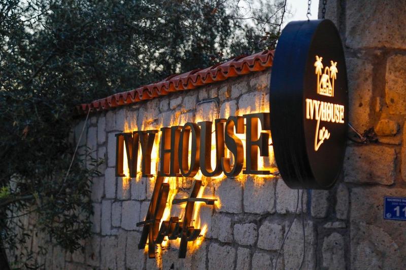Ivy House Loca Alaçatı
