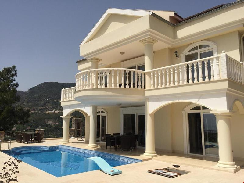 Villa Royal