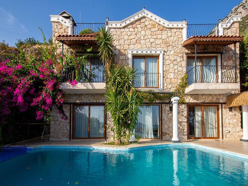 Villa Brand