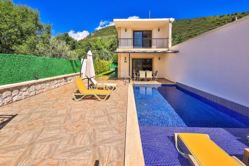 Sena Villa
