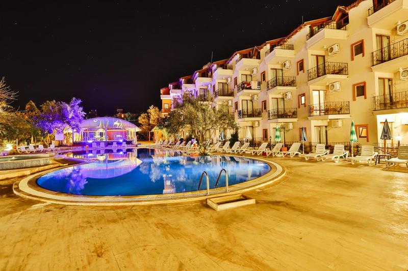 Club Gultur Otel