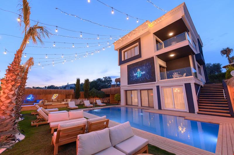 Alacas Hotel