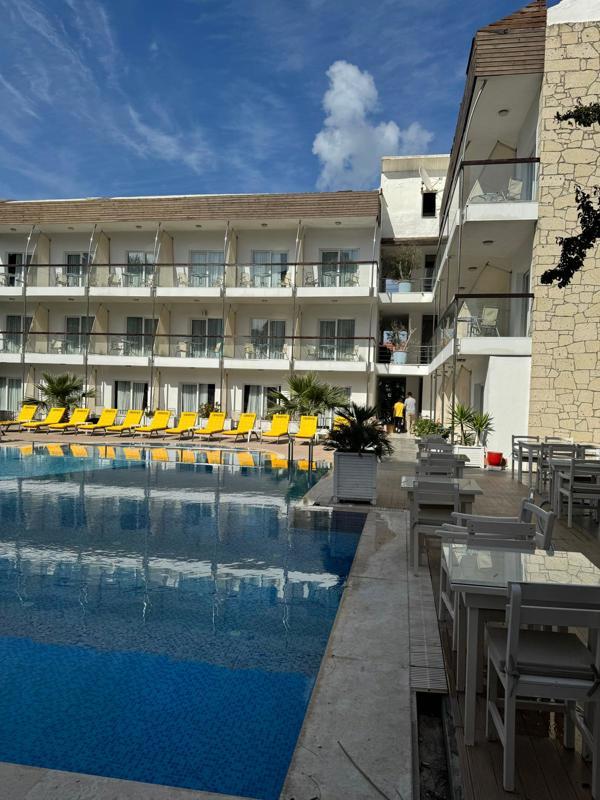 Lizbonia Çeşme Otel