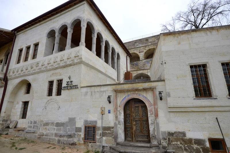 RZA Cave Hotel
