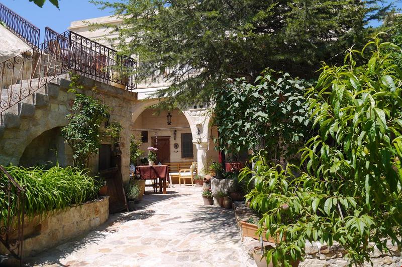 Yasemin Cave House