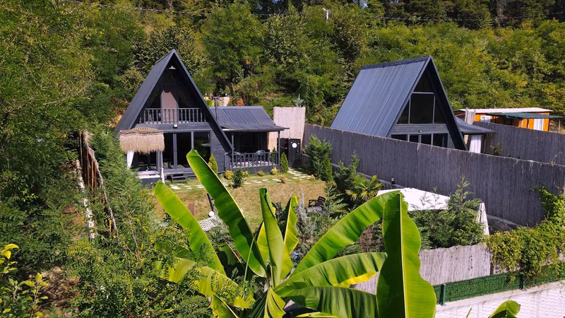 Yura Bungalov
