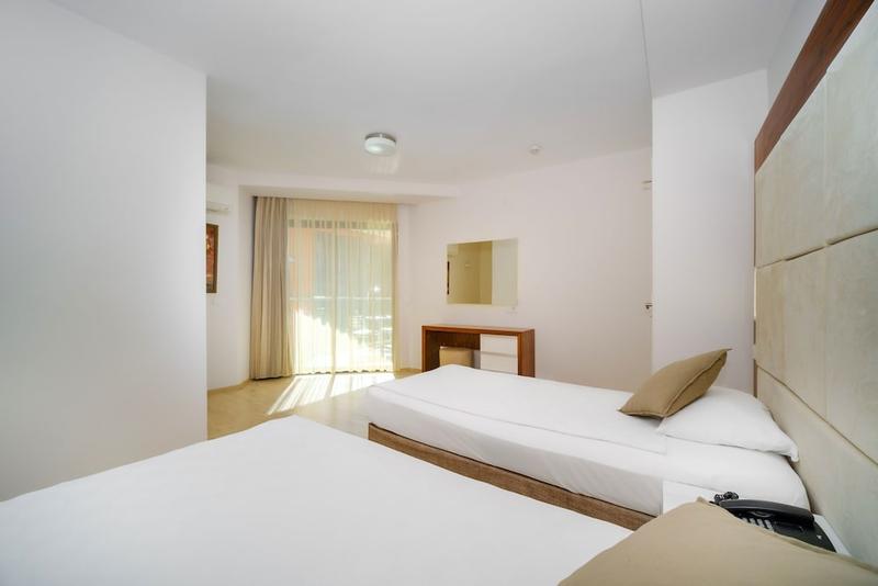 Delfino Boutique Apart Hotel