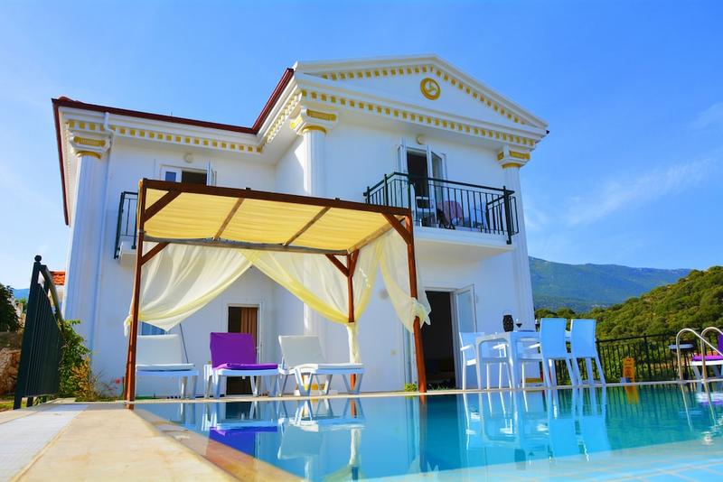 Soral Villa