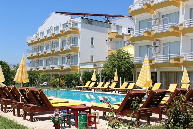 Hare Hotel