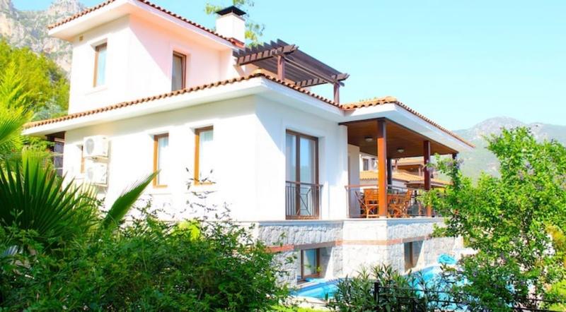 Silverhill Villas by Villa Safiya