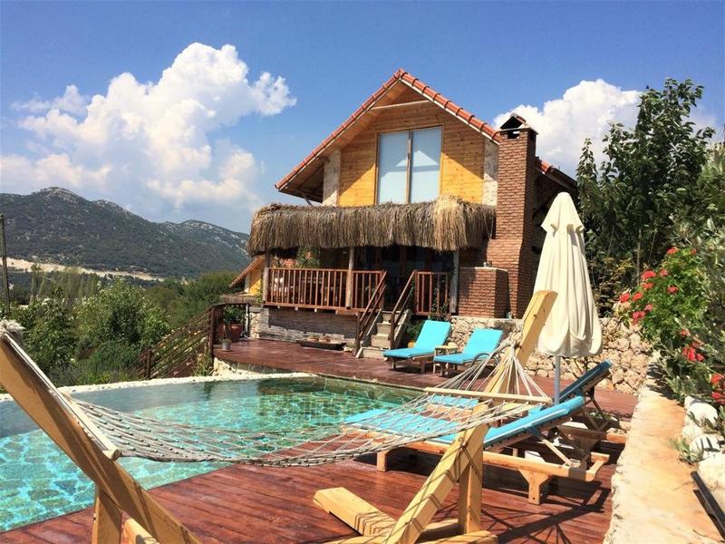 Villa Ceviz