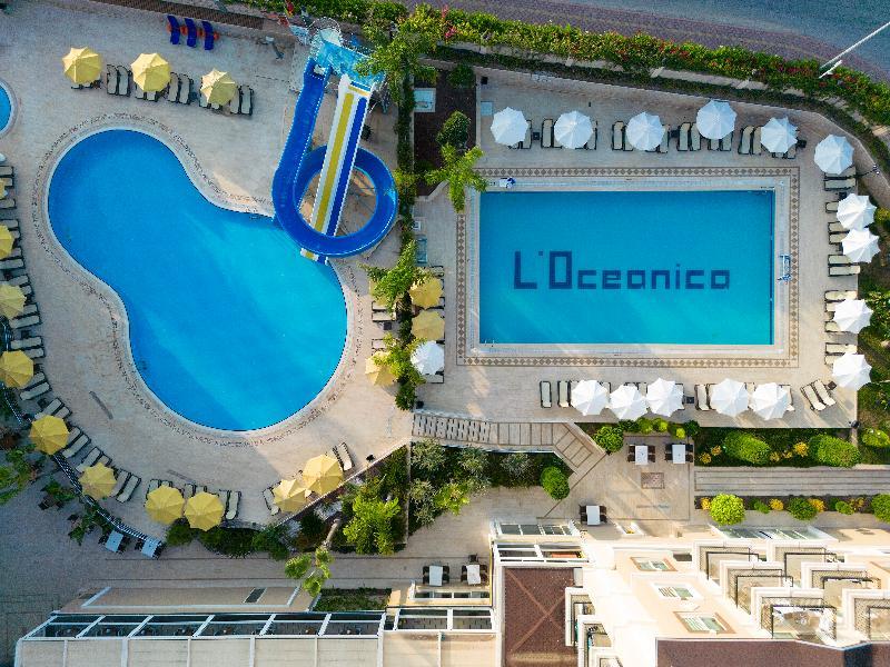Loceanica Beach Resort