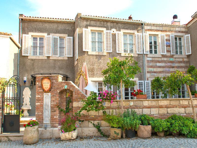 Alacati Kostem Hotel