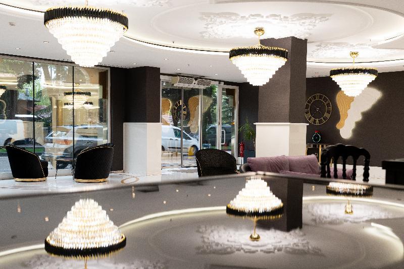 Golden Pars Hotel