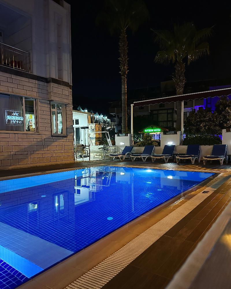 Amsterdam Boutique Otel & Suites
