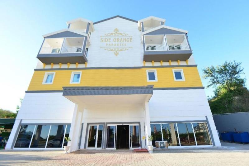 Side Orange Paradise Hotel